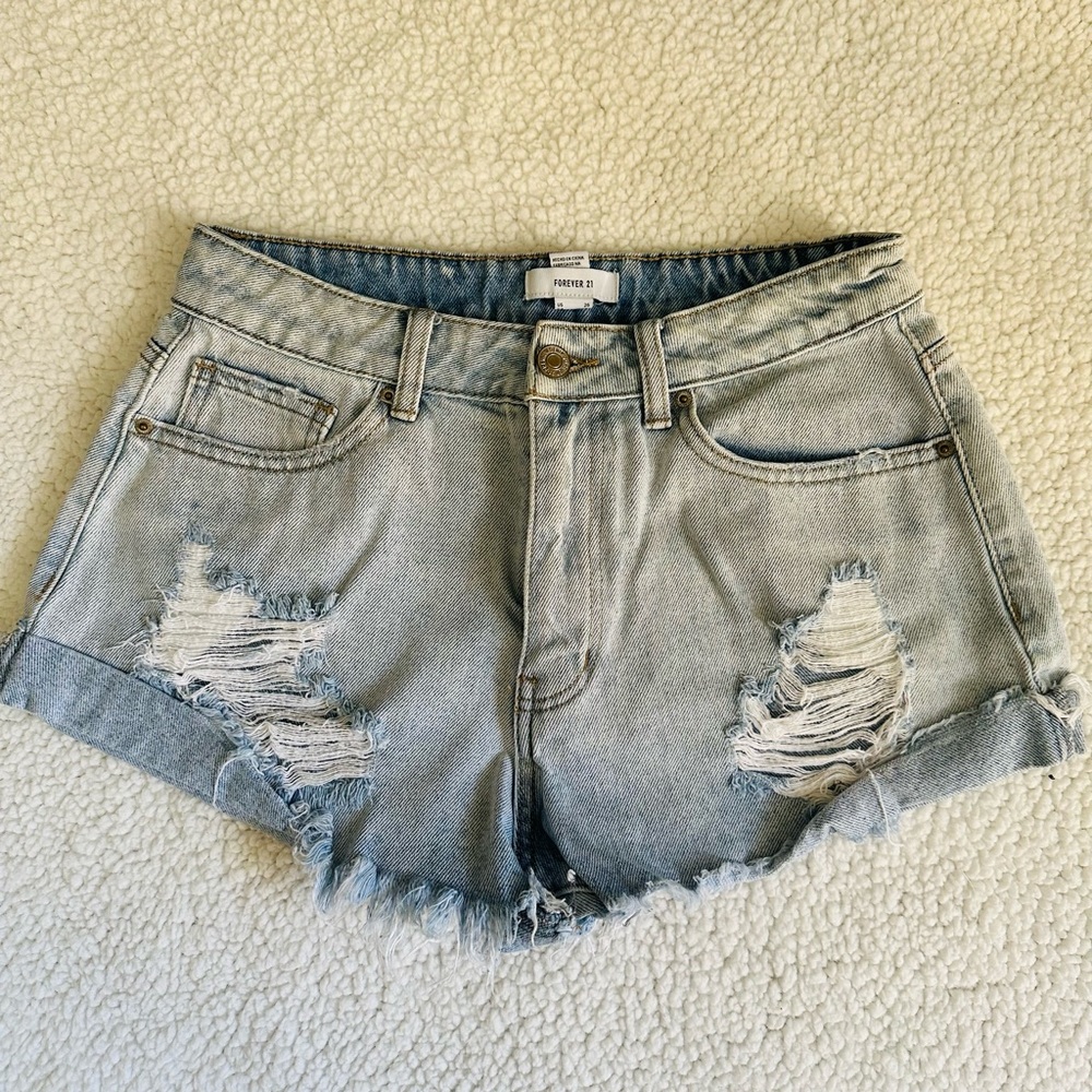 Forever 21 short